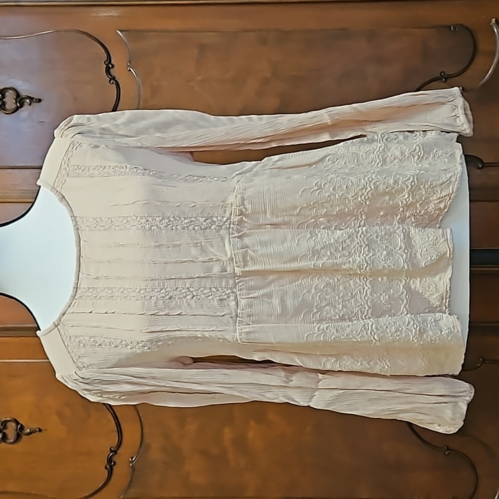 American Eagle Blouse Long Sleeve Shirt Open Back Lacey Bow Tie Pink Blush